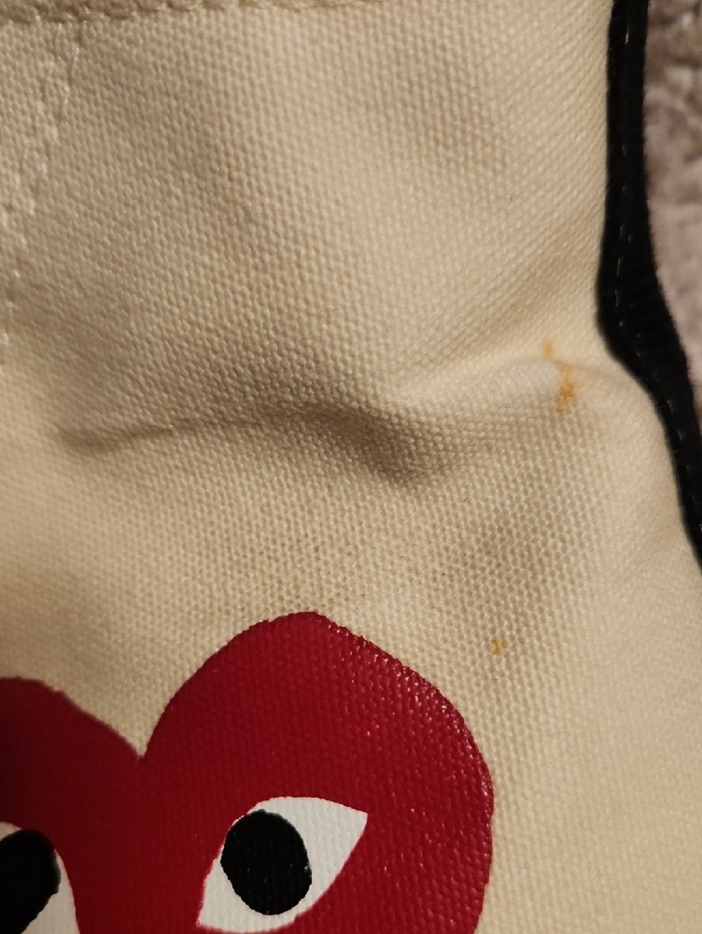 Converse High Top Sneakers Comme Des Garçons in Cream with Red Heart - Picture 8 of 8